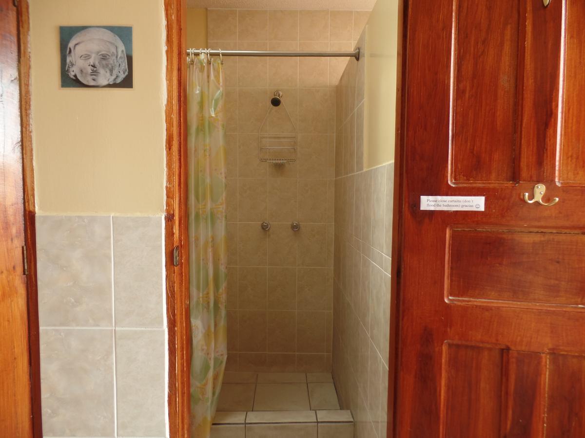 Hostel Revolution Quito Eksteriør billede